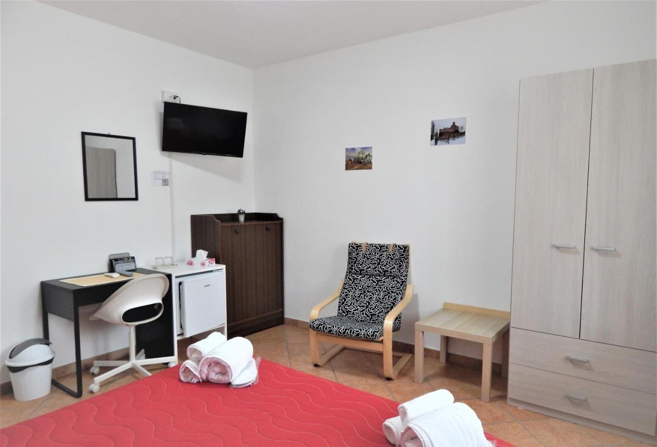 Bed and Breakfast Amo' Le Langhe Narzole Zewnętrze zdjęcie